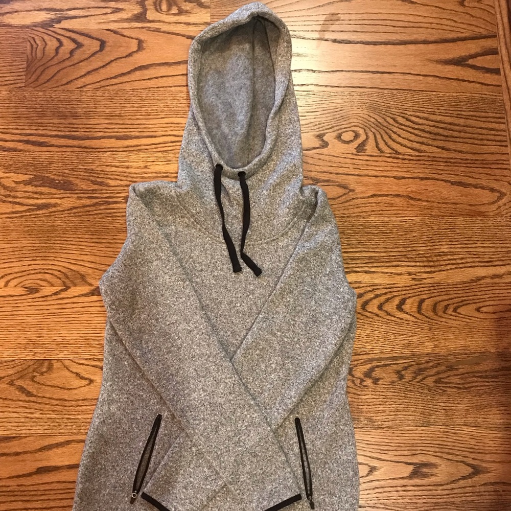 Old navy activewear sweatshirt